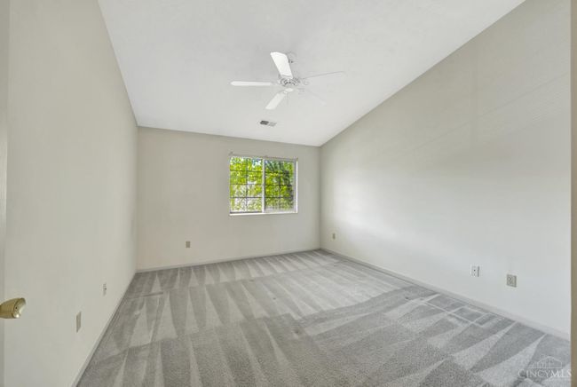 12041 Carrington Ln, Condo with 2 bedrooms, 2 bathrooms and null parking in Loveland OH | Image 15