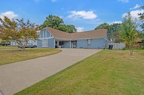 7192 Lamesa Ln, Bartlett, TN, 38133-3942 | Card Image