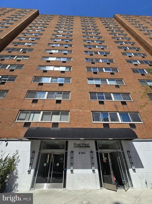 919-2101-17 Chestnut St, PHILADELPHIA, PA, 19103 | Card Image