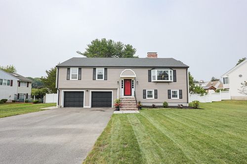 10 Arrowhead Dr, Saugus, MA, 01906-1911 | Card Image