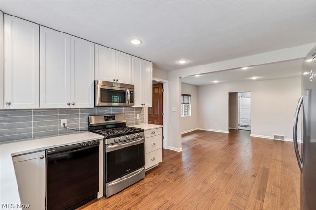 271 Wall Rd, House other with 3 bedrooms, 2 bathrooms and null parking in Doylestown OH | Image 11