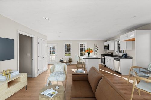 3-393 Court St, Plymouth, MA, 02360-7310 | Card Image