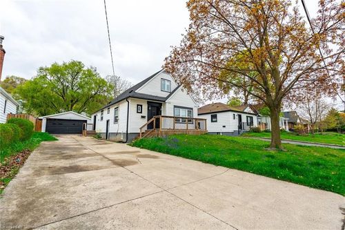 182 Cloverdale Ave, Hamilton, ON, L8K4M3 | Card Image