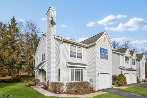 13 Winding Brook Rd, Hamburg, NJ, 07419-1026 | Card Image