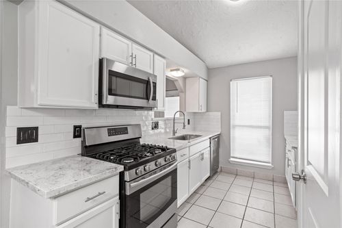2031 Oakwell Ln, Katy, TX, 77449-3234 | Card Image