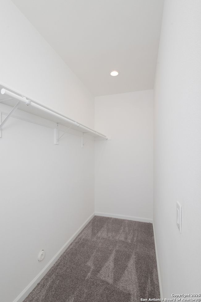 421 Rainbow Dr, House other with 3 bedrooms, 2 bathrooms and null parking in Lakehills TX | Image 23