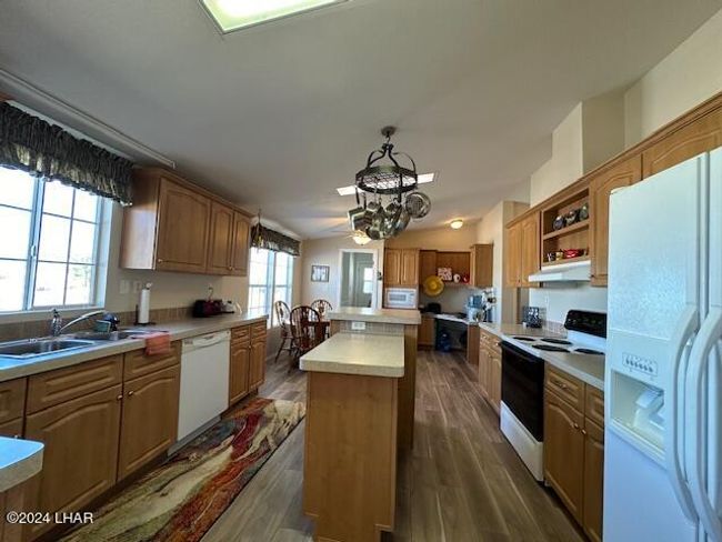 66608 Utah Ln, House other with 3 bedrooms, 2 bathrooms and null parking in Salome AZ | Image 14