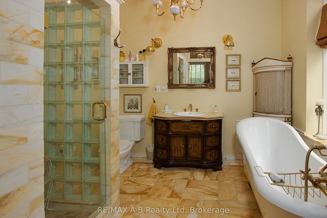 12096 Gale Rd, House other with 5 bedrooms, 4 bathrooms and 10 parking in Middlesex Centre ON | Image 24