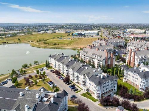 3301-10 Country Village Pk Ne, Calgary, AB, T3K0W5 | Card Image