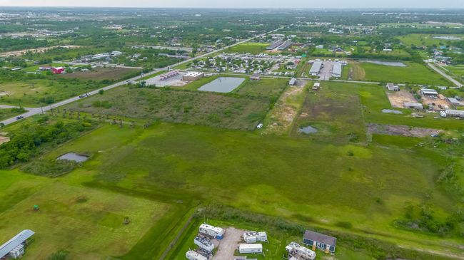 837 22 Nd St, House other with 2 bedrooms, 2 bathrooms and null parking in San Leon TX | Image 48