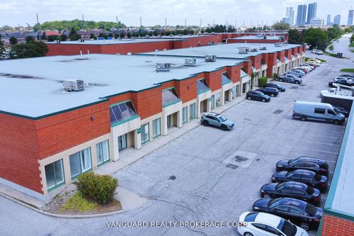 26-180 Trowers Rd, Woodbridge, ON, L4L8A6 | Card Image