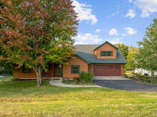 7A245 Tomahawk Ln, APPLE RIVER, IL, 61001-9343 | Card Image