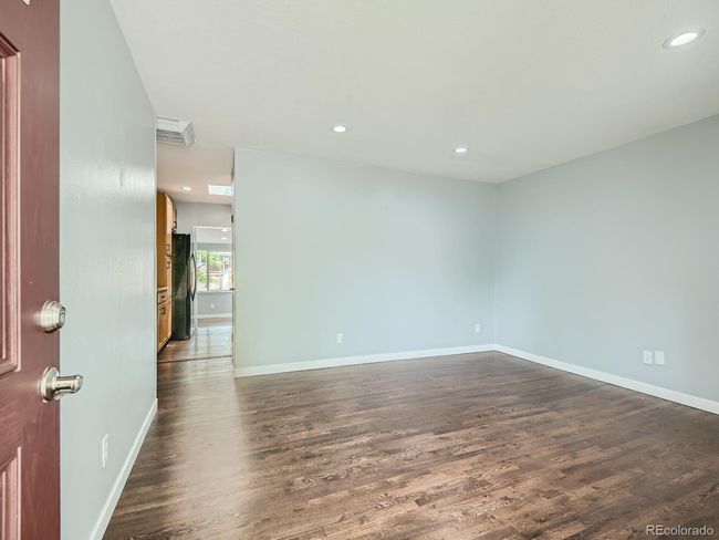 11 Foyer.jpg | Image 4