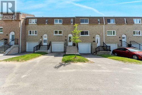 42-121 Centennial Rd, Scarborough, ON, M1C1Z7 | Card Image