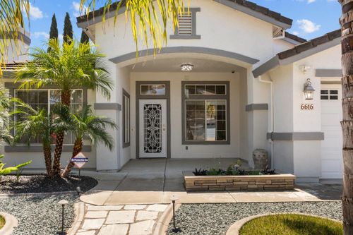 6616 Eskridge Way, Elk Grove, CA, 95758-6360 | Card Image