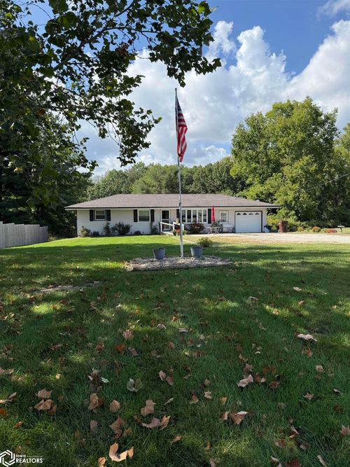 3026 County Road 103, Fort Madison, IA, 52627-9218 | Card Image