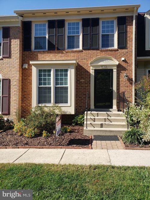 5732 Lofthill Ct, ALEXANDRIA, VA, 22303-1059 | Card Image