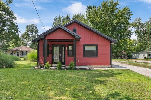 219 N Jefferson St, Medina, OH, 44256-1941 | Card Image