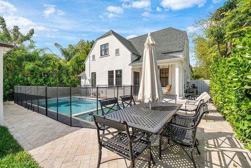 432 29th St, West Palm Beach, FL, 33407-5114 | Card Image