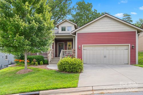 53 Loftin St, Weaverville, NC, 28787-8863 | Card Image