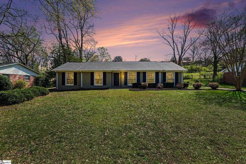 124 Colvin Road, Greenville, SC, 29615-1930 | Card Image