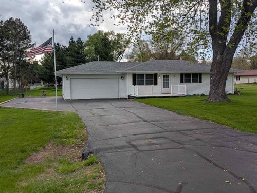 11188 3rd St, Roscoe, IL, 61073-9275 | Card Image