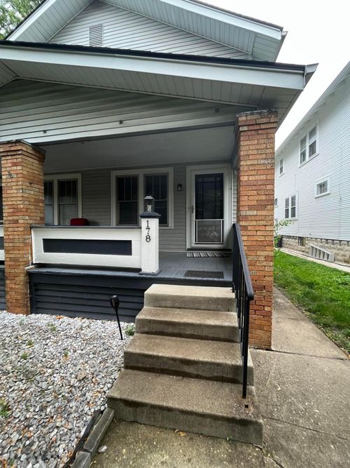 178 W Weber Rd, Columbus, OH, 43202-1925 | Card Image
