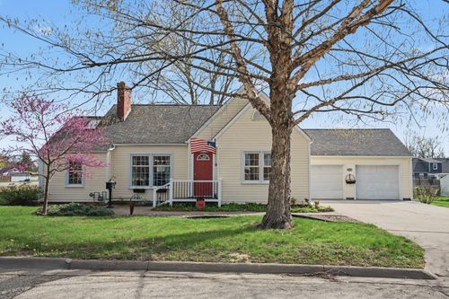 720 4th Avenue, Camanche, IA, 52730 | Card Image
