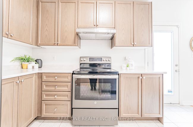 71 Tango Cres, House other with 4 bedrooms, 4 bathrooms and 2 parking in Newmarket ON | Image 16