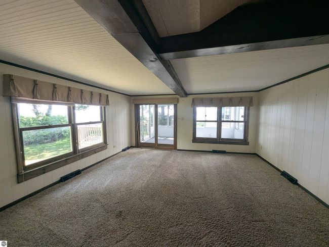 122 N Huron Rd, House other with 3 bedrooms, 2 bathrooms and null parking in Au Gres MI | Image 29
