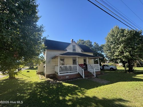 202 N Saratoga St, Stantonsburg, NC, 27883-9294 | Card Image