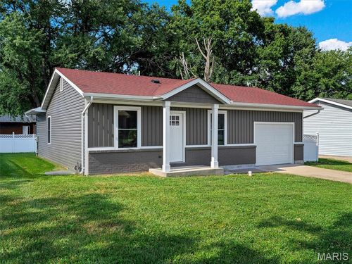 1505 Cypress Dr, Pacific, MO, 63069-1830 | Card Image