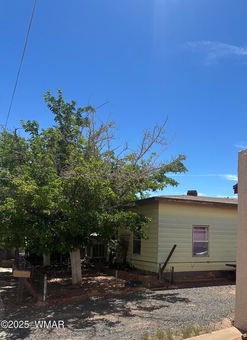 1111 W Third St, Winslow, AZ, 86047-3111 | Card Image