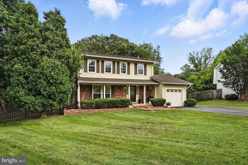 8953 Jasmine Ct, MANASSAS, VA, 20110-4303 | Card Image