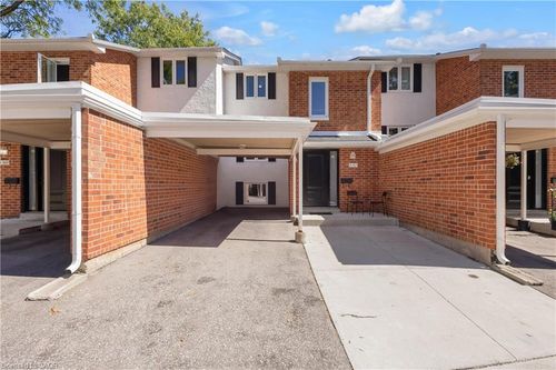 2-427 Keats Way, Waterloo, ON, N2L5S7 | Card Image