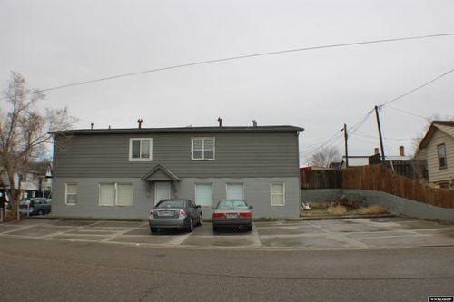 814 7th St, Rock Springs, WY, 82901-5352 | Card Image