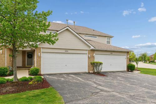 18293 Kirby Dr, Tinley Park, IL, 60487-8410 | Card Image