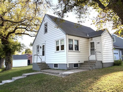 104 3rd St Sw, Rothsay, MN, 56579-4006 | Card Image