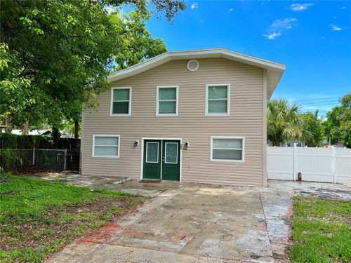305 E Hanna Ave, TAMPA, FL, 33604-6720 | Card Image