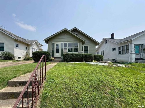 2325 38th St, Rock Island, IL, 61201-5155 | Card Image