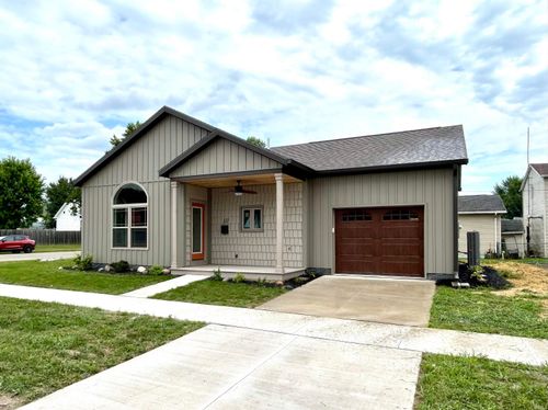 111 S Fremont St, Peru, IN, 46970-2001 | Card Image