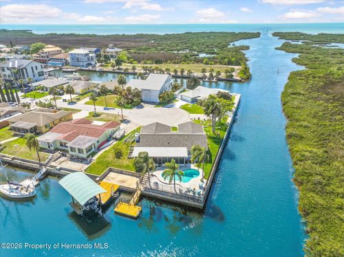 15722 Donzi Dr, HUDSON, FL, 34667-3915 | Card Image
