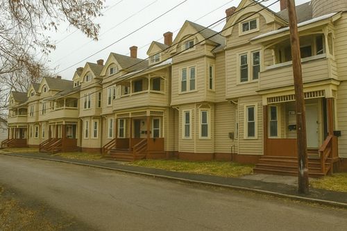 23-1 Eastern Ave, Northampton, MA, 01060-3309 | Card Image