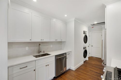 apt-2-11 Orchard Ave, Rye, NY, 10580-2876 | Card Image