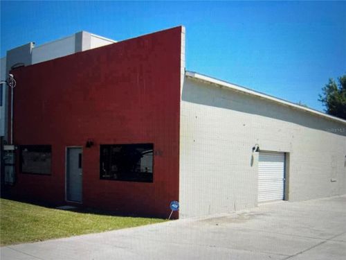 386 W Carroll St, Kissimmee, FL, 34741-1212 | Card Image
