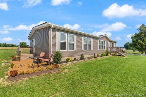 7985 S State Road 66, Leavenworth, IN, 47137-8313 | Card Image