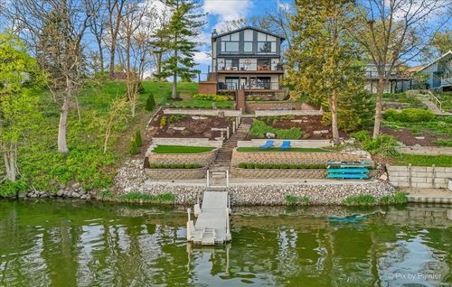 386 Holiday Dr, Somonauk, IL, 60552-9632 | Card Image
