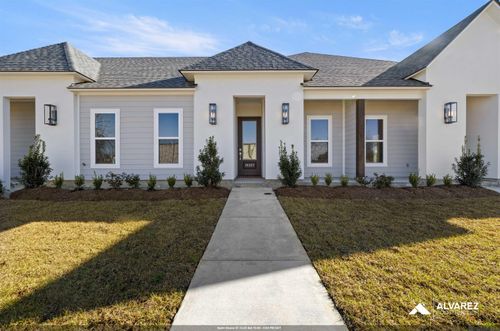 b2-16137 Chancel Ave, Baton Rouge, LA, 70801 | Card Image