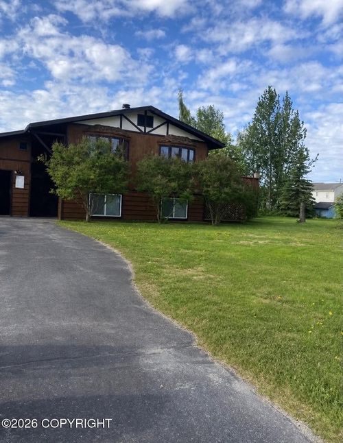 323 W Rockwell Ave, Soldotna, AK, 99669-7312 | Card Image