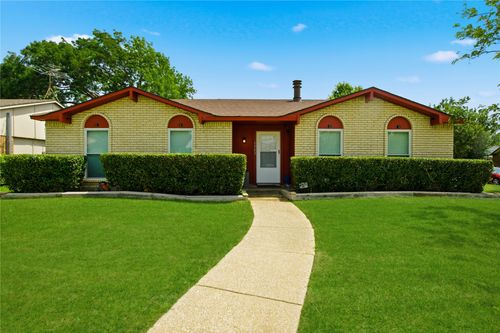 1902 Edna Smith Dr, Garland, TX, 75040-4607 | Card Image